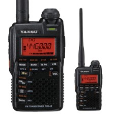Двухдиапазонная радиостанция  Yaesu VX-3R